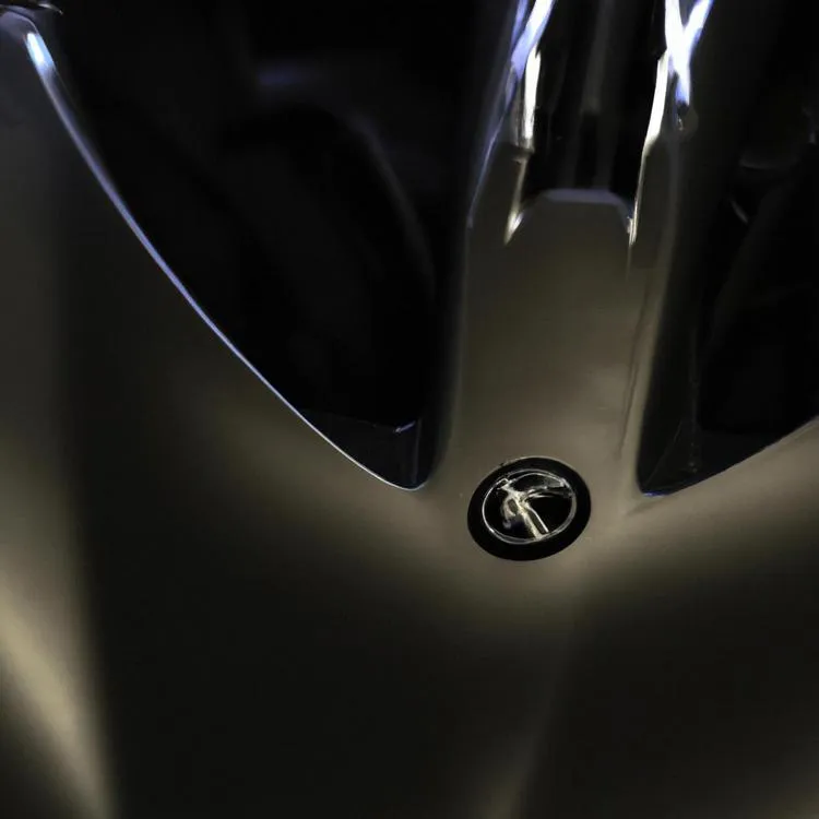 Koenigsegg Gemera zyskał V8 i 2300 KM mocy – jak to się stało?